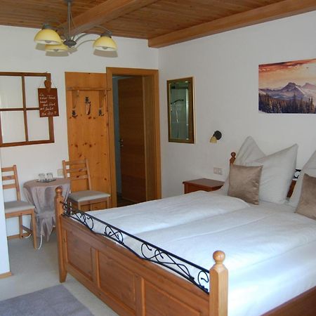 Haus Hager Bed and Breakfast Schlitters Exteriör bild